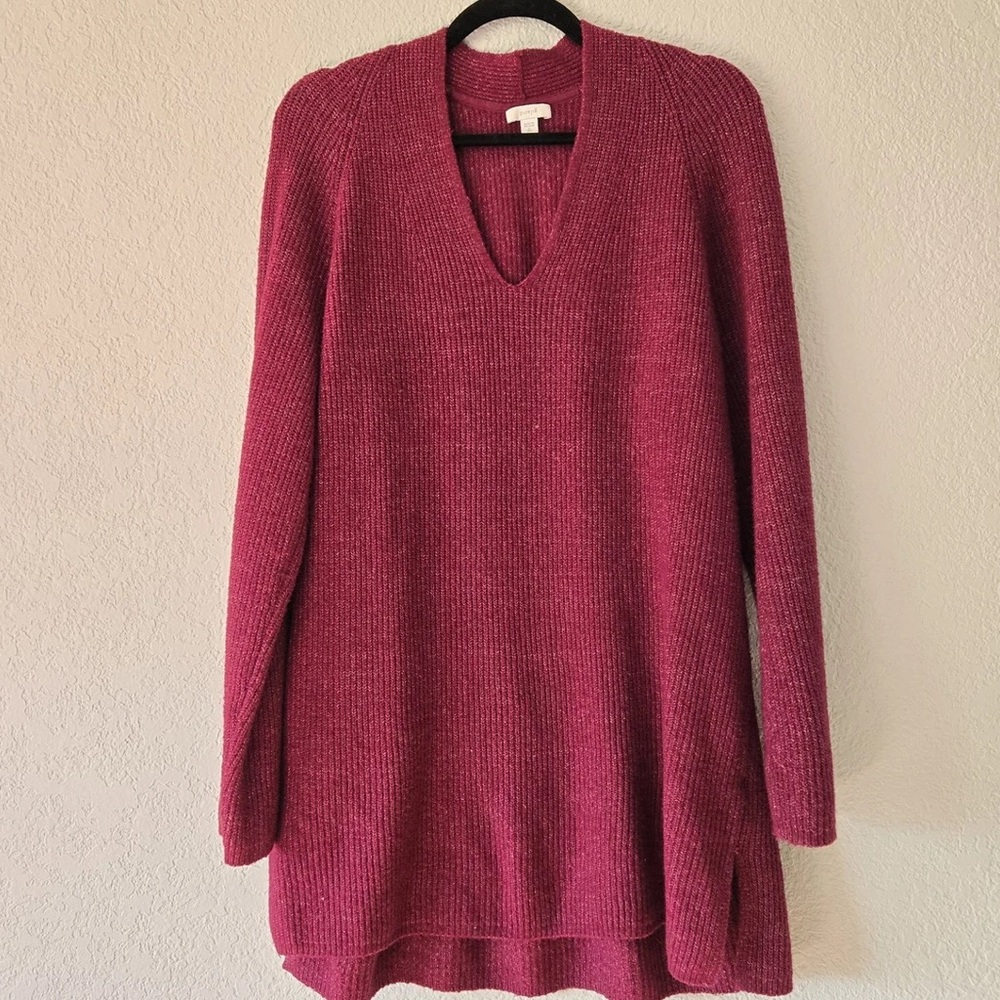 J Jill Long-Sleeve V-Neck Ribbed Sweater Tunic in Berry